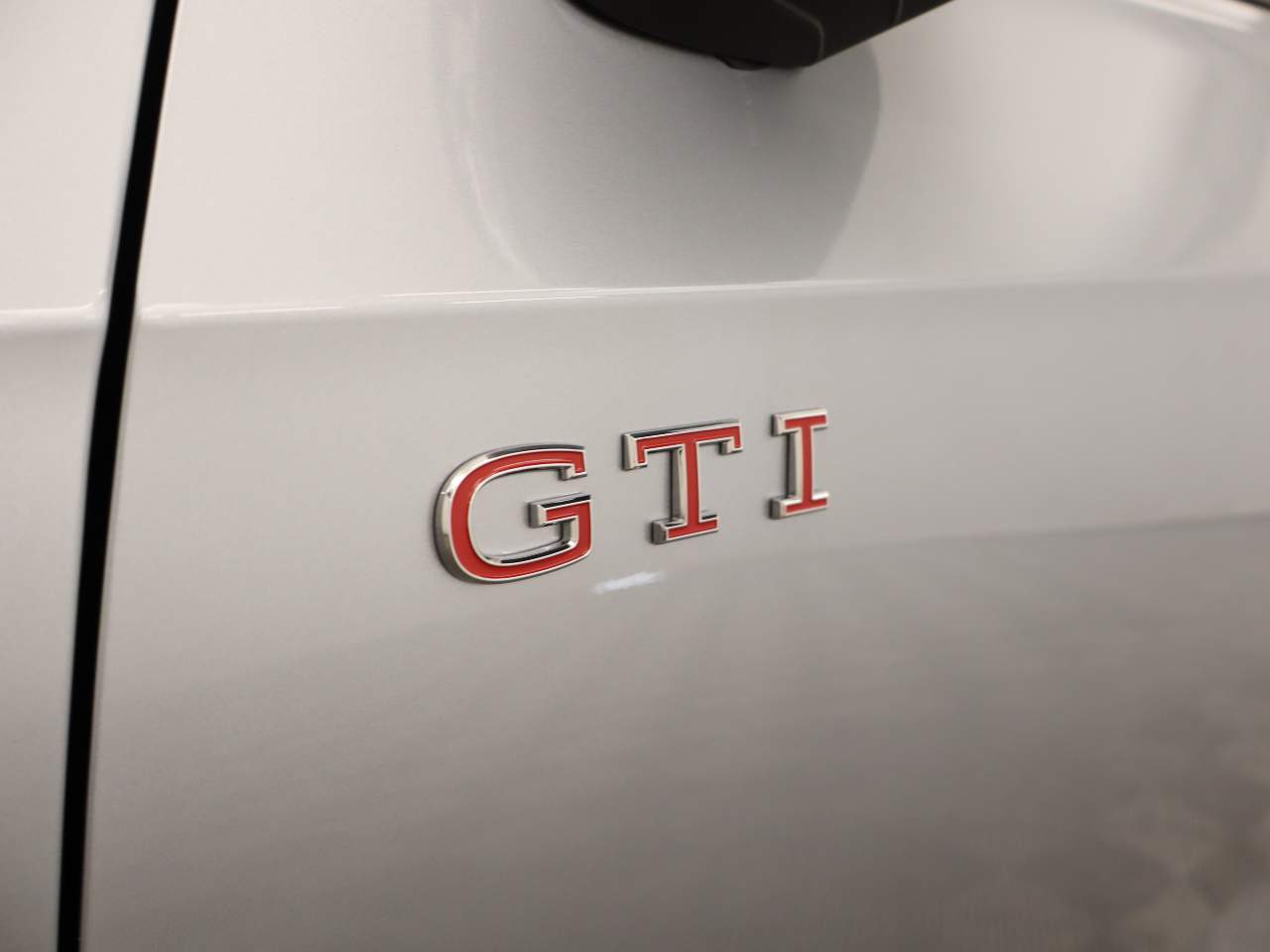 2025 Volkswagen Golf GTI SE