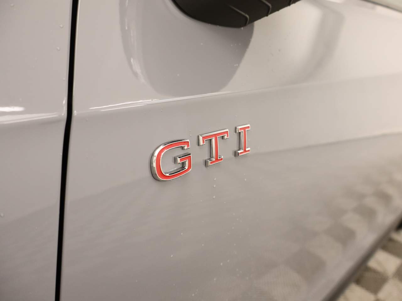 2026 Volkswagen Golf GTI SE