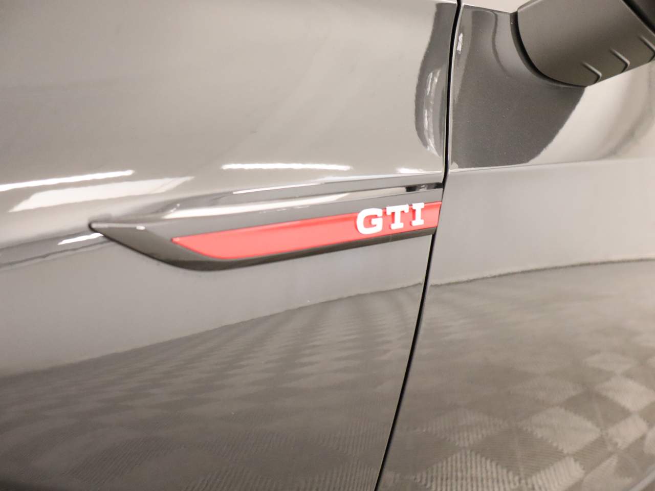 2023 Volkswagen Golf GTI 40th Anniversary Edition