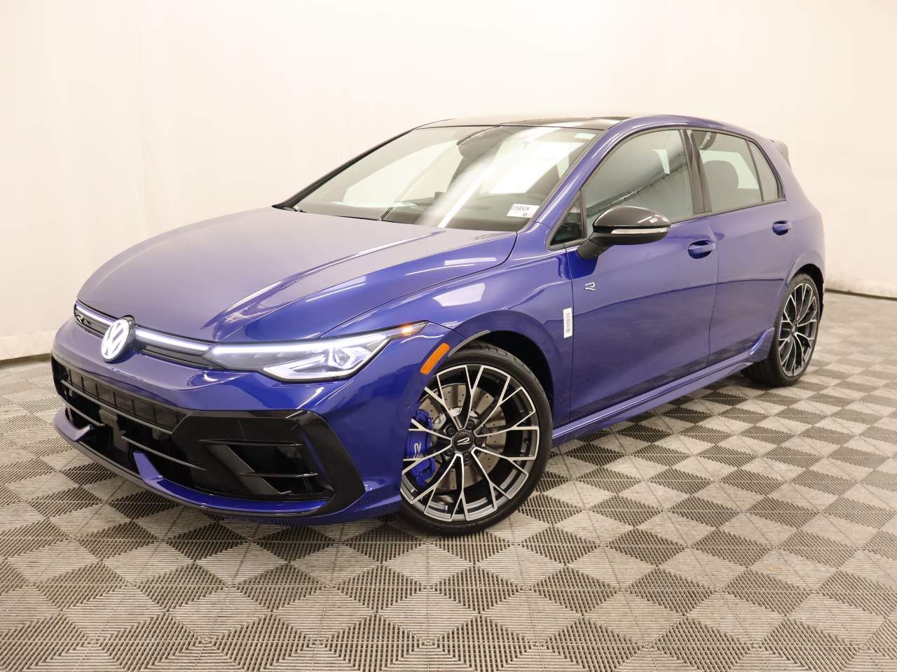 2025 Volkswagen Golf R 4Motion