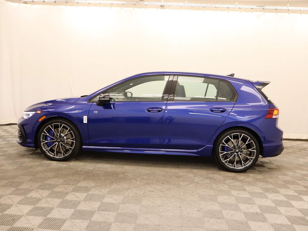 2025 Volkswagen Golf R 4Motion