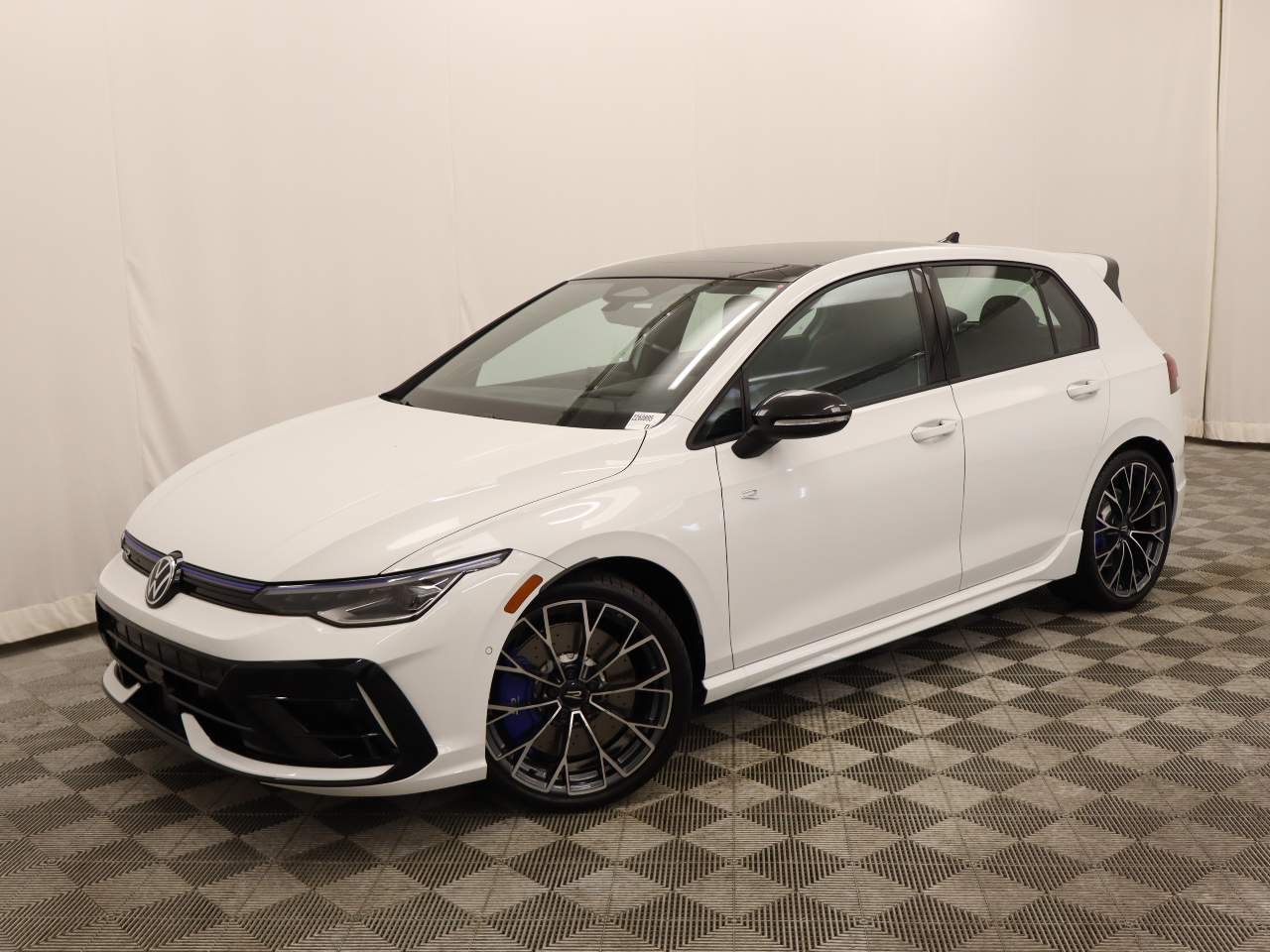 2026 Volkswagen Golf R 4Motion