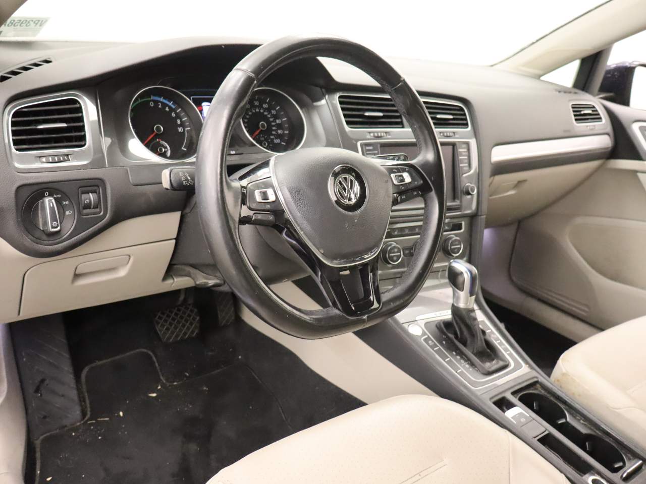 2016 Volkswagen e-Golf SEL Premium