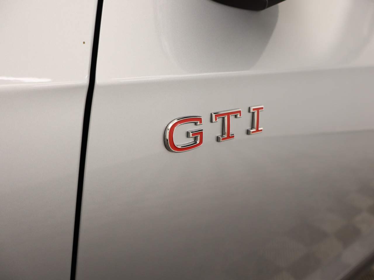 2025 Volkswagen Golf GTI SE