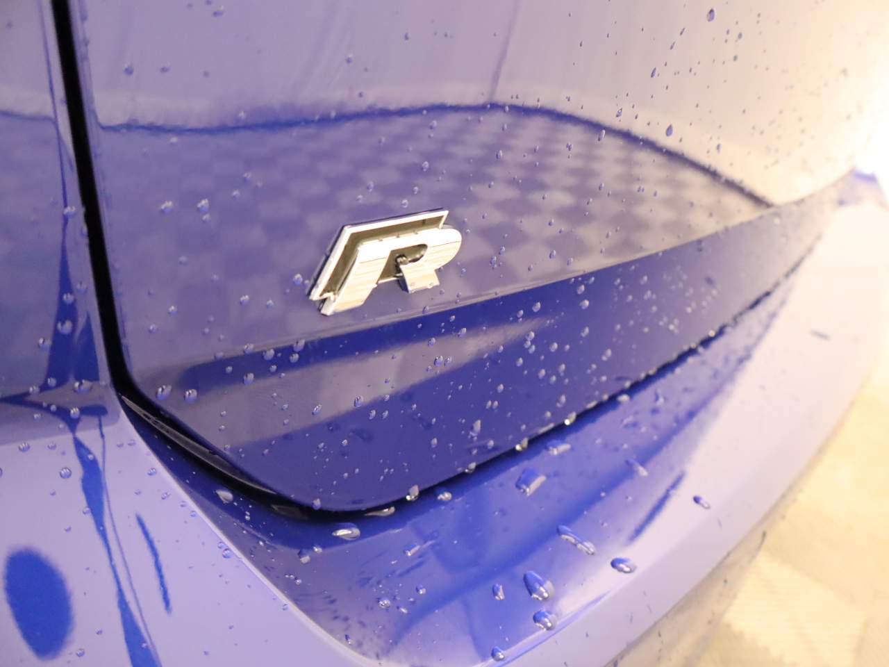 2017 Volkswagen Golf R 4Motion