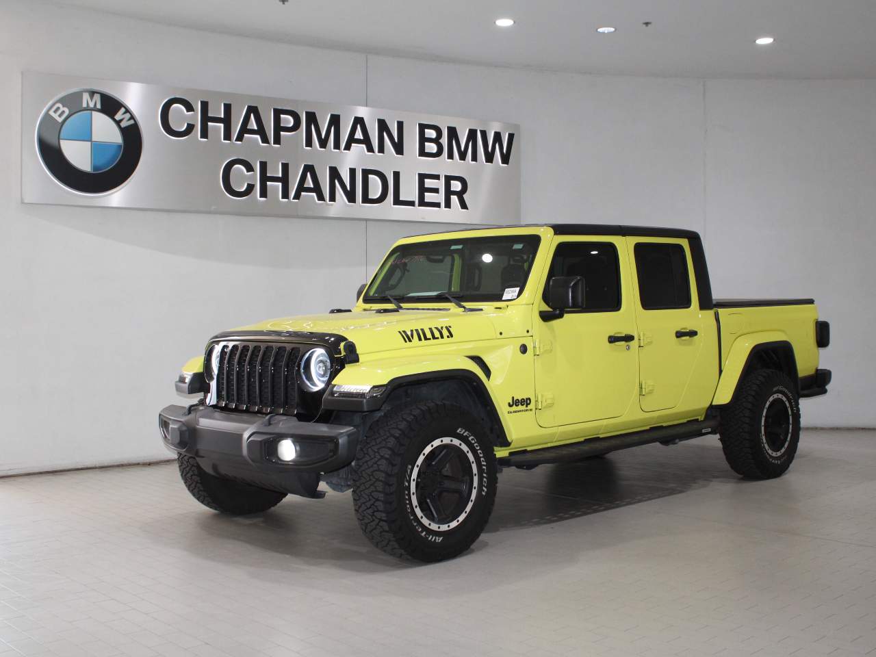 2023 Jeep Gladiator Willys Crew Cab