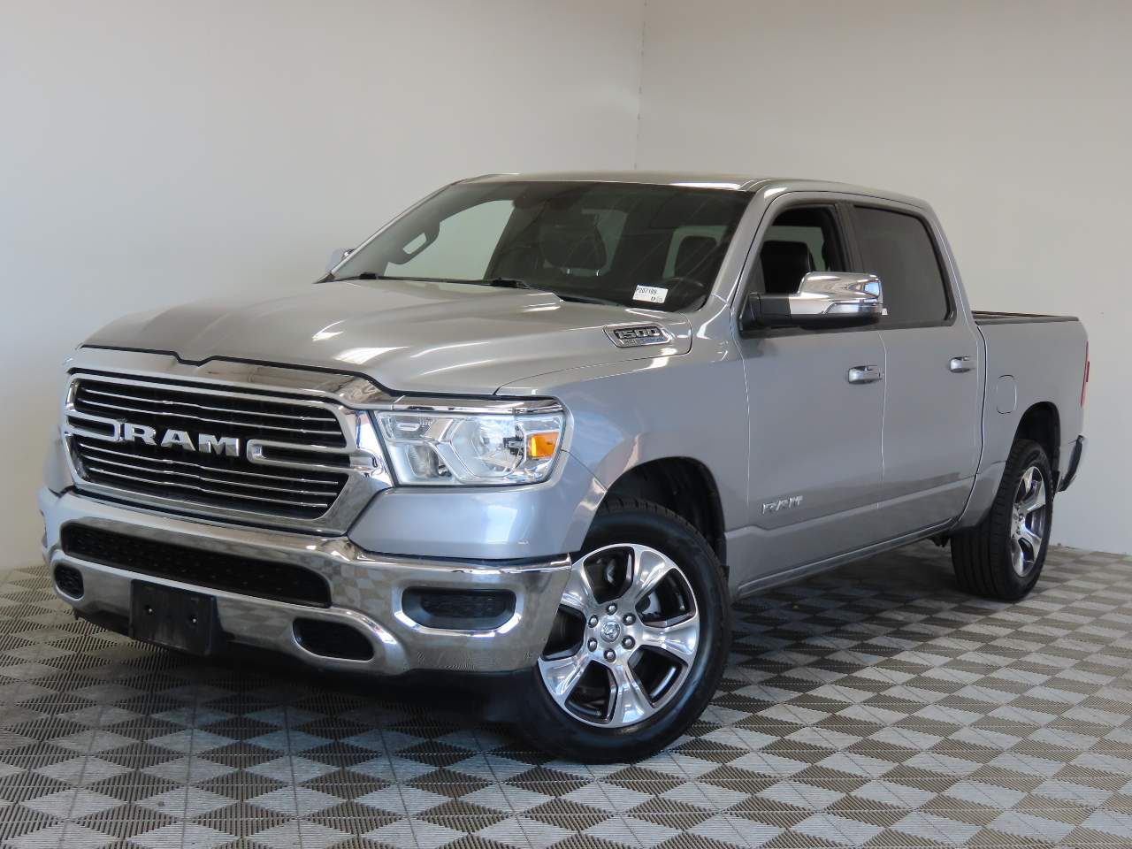2024 Ram 1500 Laramie Crew Cab
