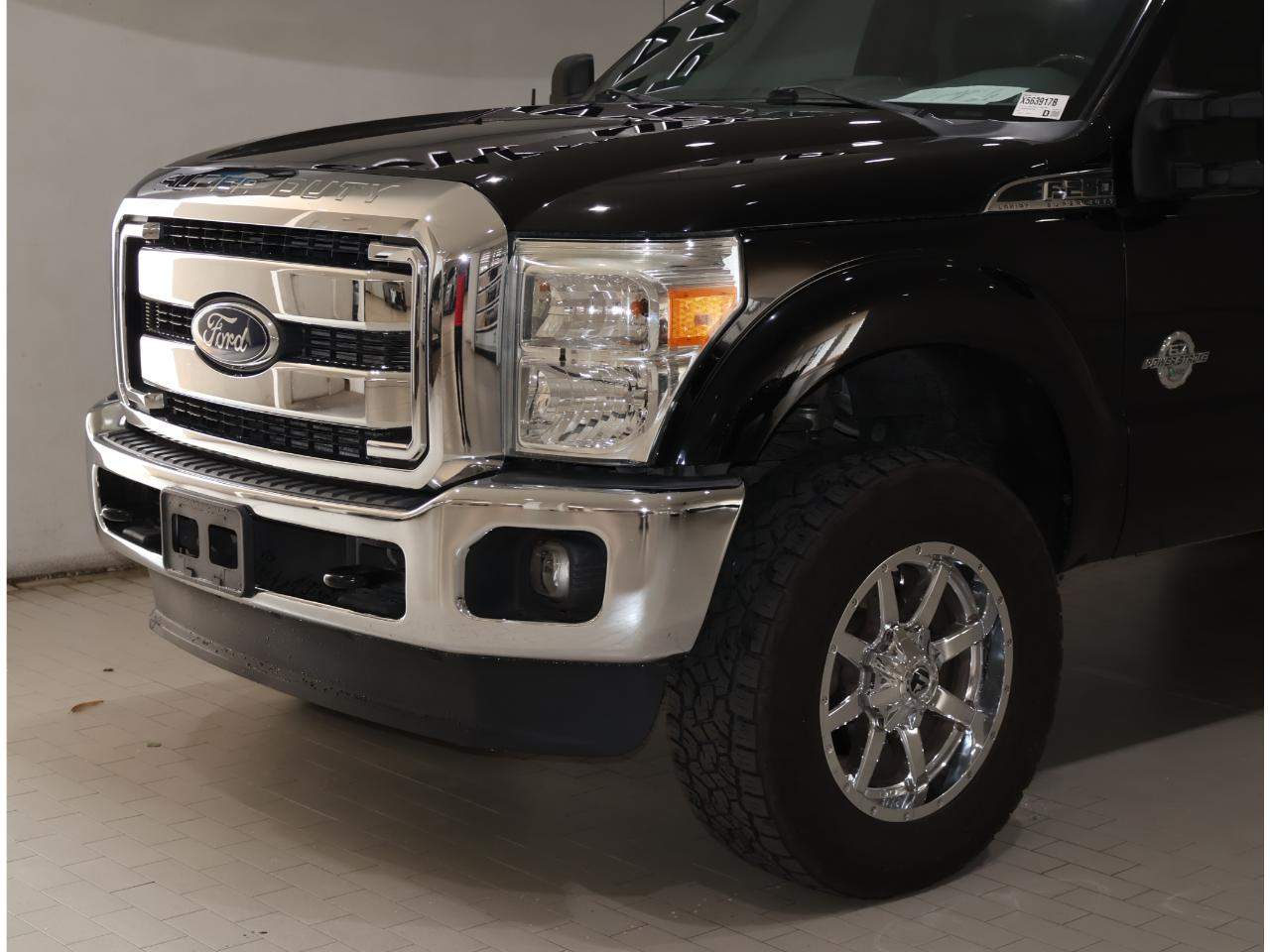 2016 Ford F-250 Super Duty Lariat Crew Cab