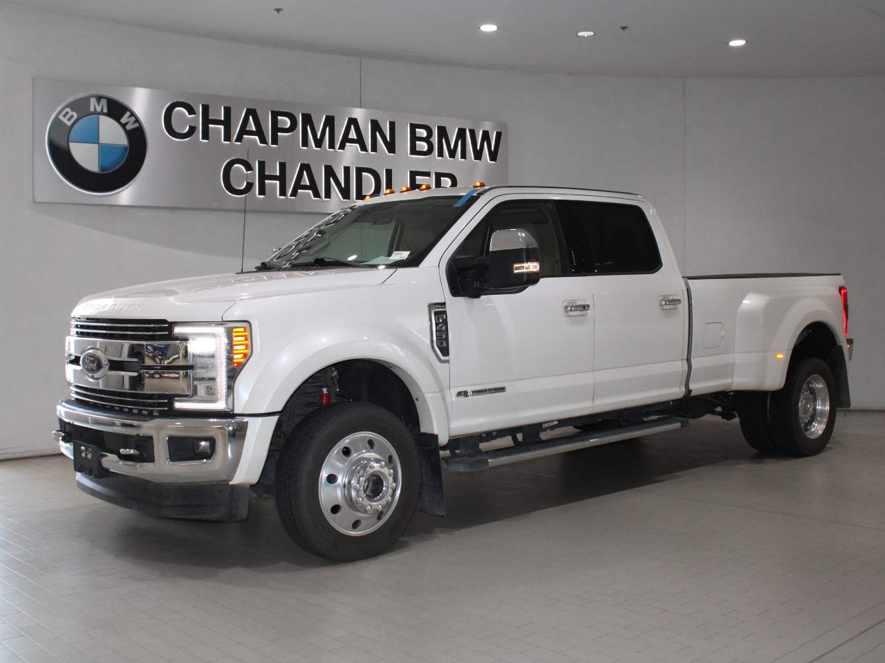 2017 Ford F-450 Super Duty Lariat Crew Cab