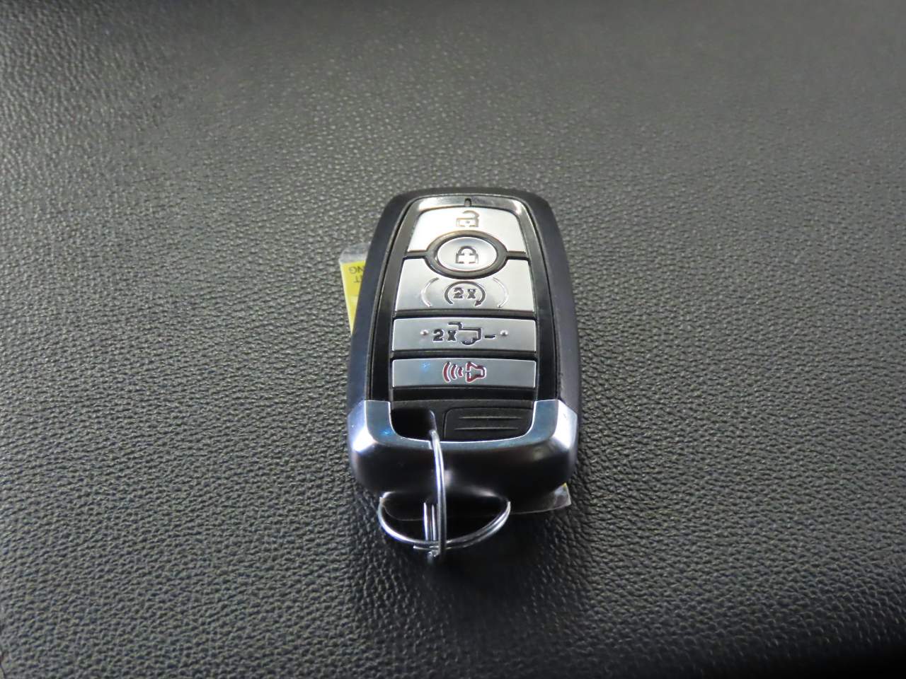 2024 Ford F-150 XLT Crew Cab