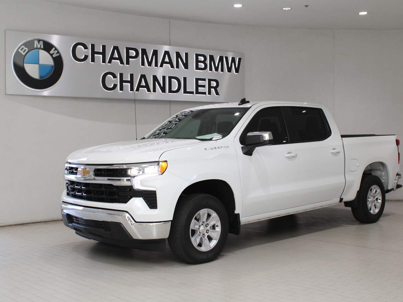 2024 Chevrolet Silverado 1500 LT Crew Cab