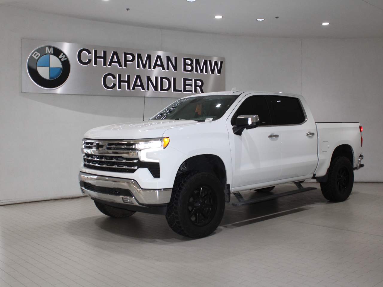 2022 Chevrolet Silverado 1500 LTZ Crew Cab