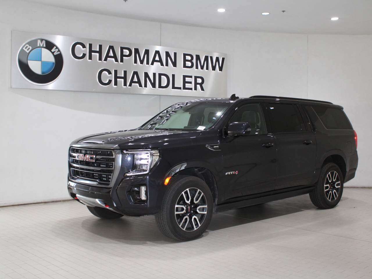 2023 GMC Yukon XL AT4