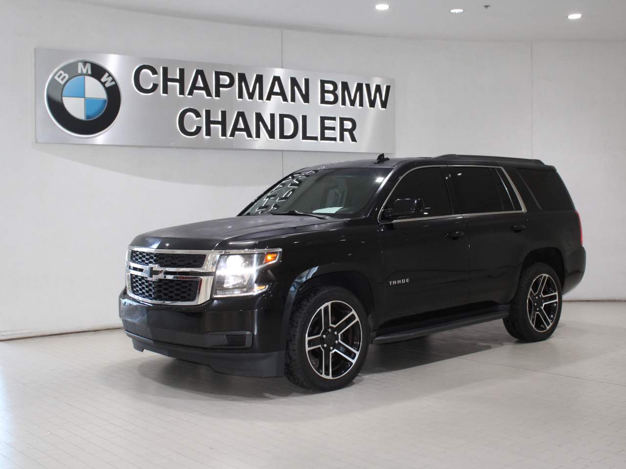 2016 Chevrolet Tahoe LS's photo