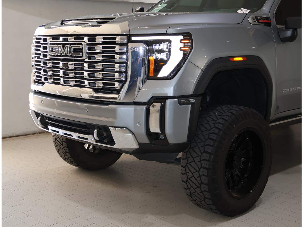 2024 GMC Sierra 3500HD Denali Crew Cab