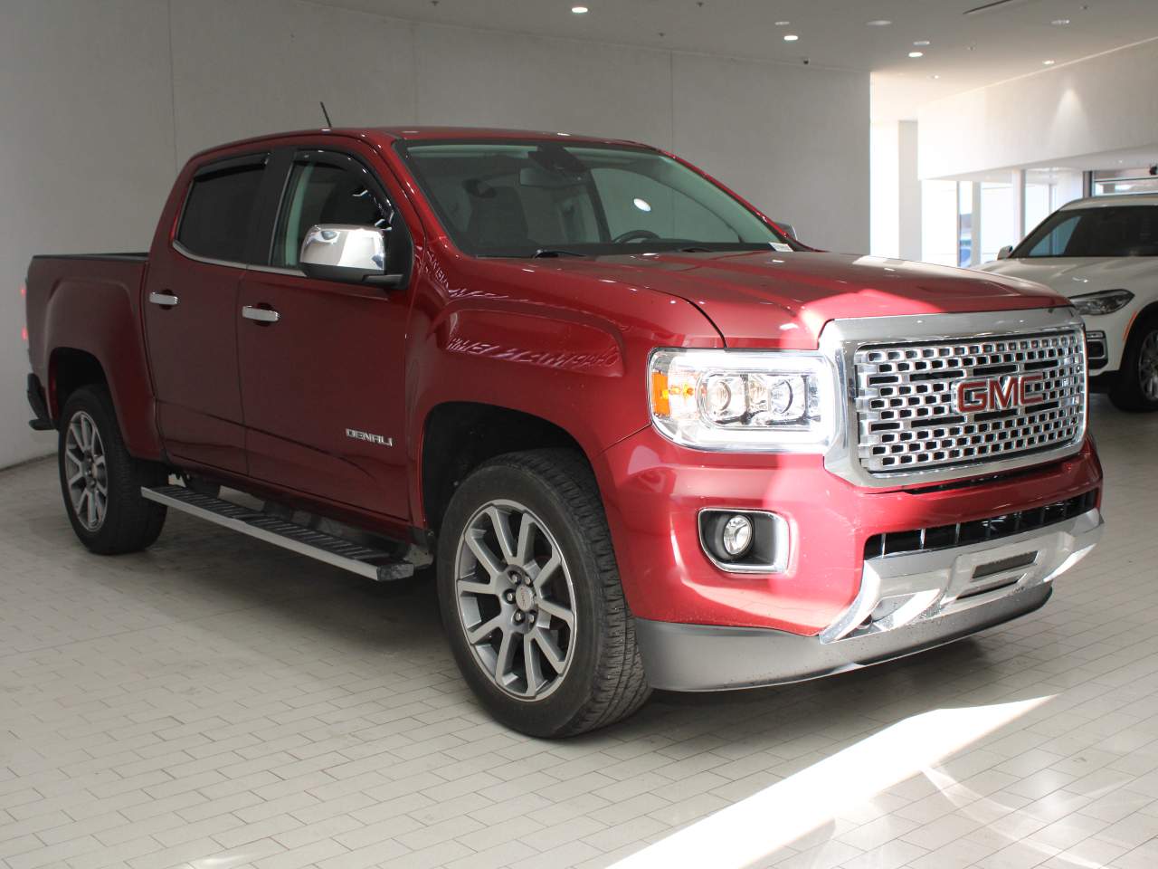 2020 GMC Canyon Denali photo 8