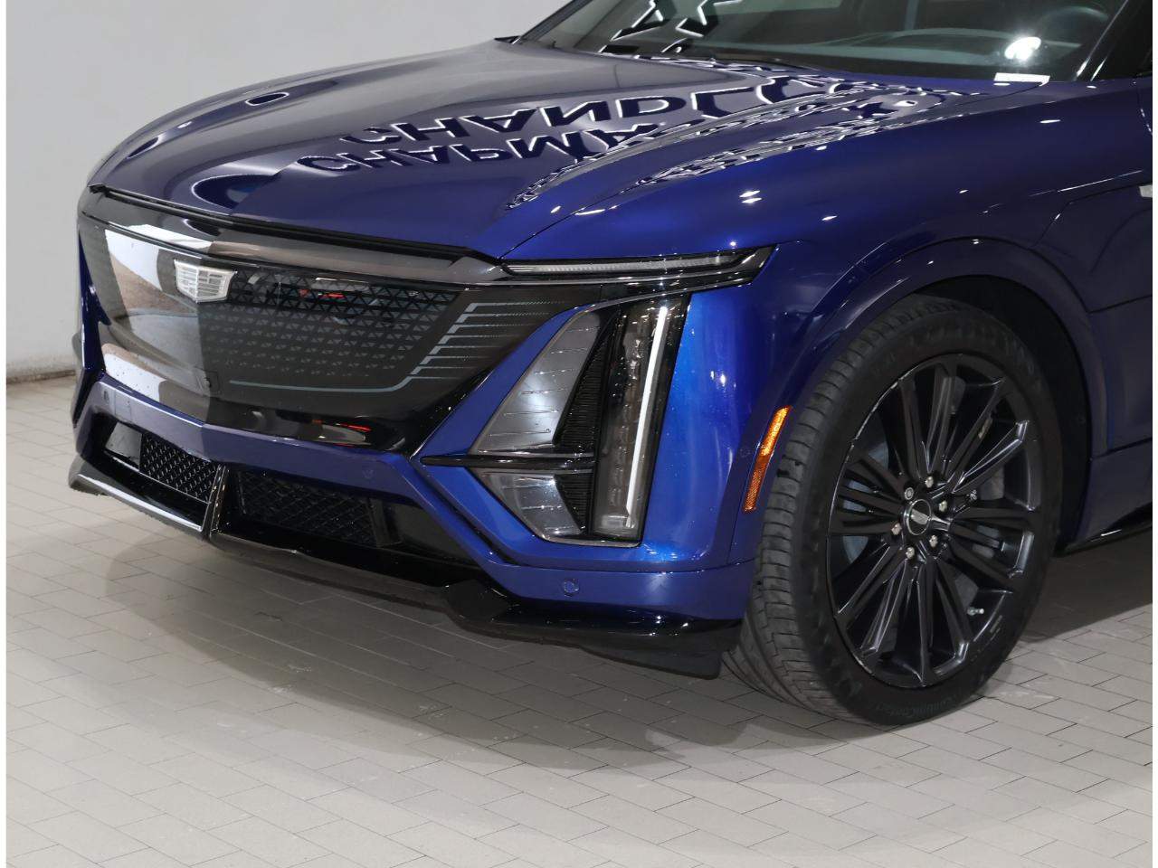 Used 2026 Cadillac LYRIQ V Premium with VIN 1GYXP3RL2TZ600599 for sale in Chandler, AZ
