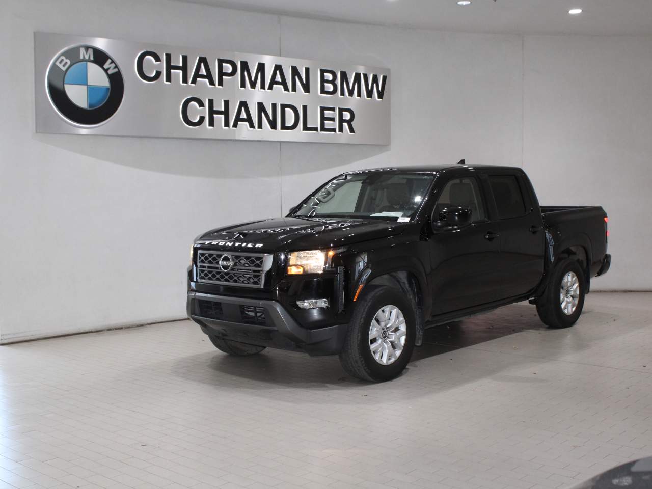 2022 Nissan Frontier SV Crew Cab