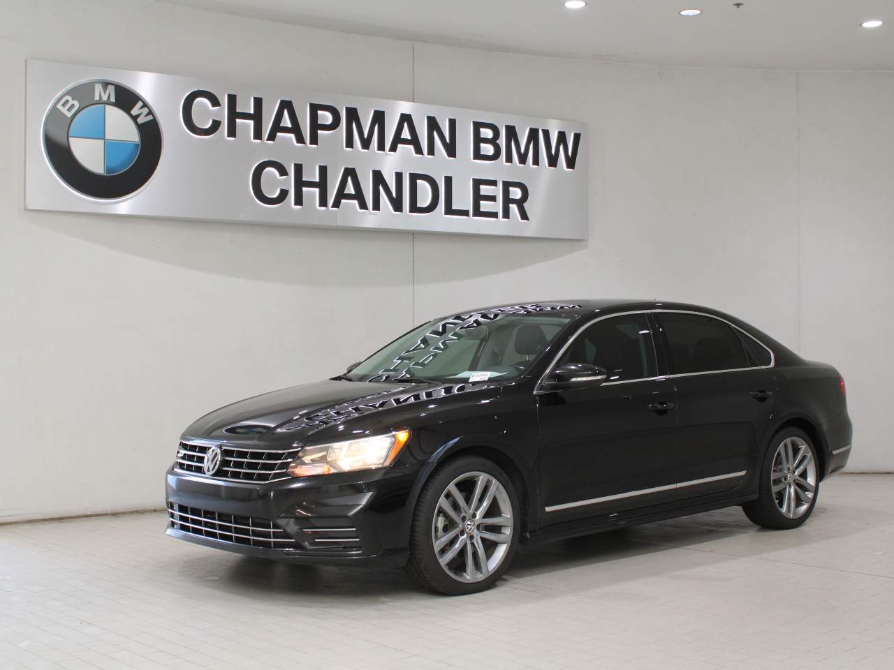 2016 Volkswagen Passat 1.8T R-Line