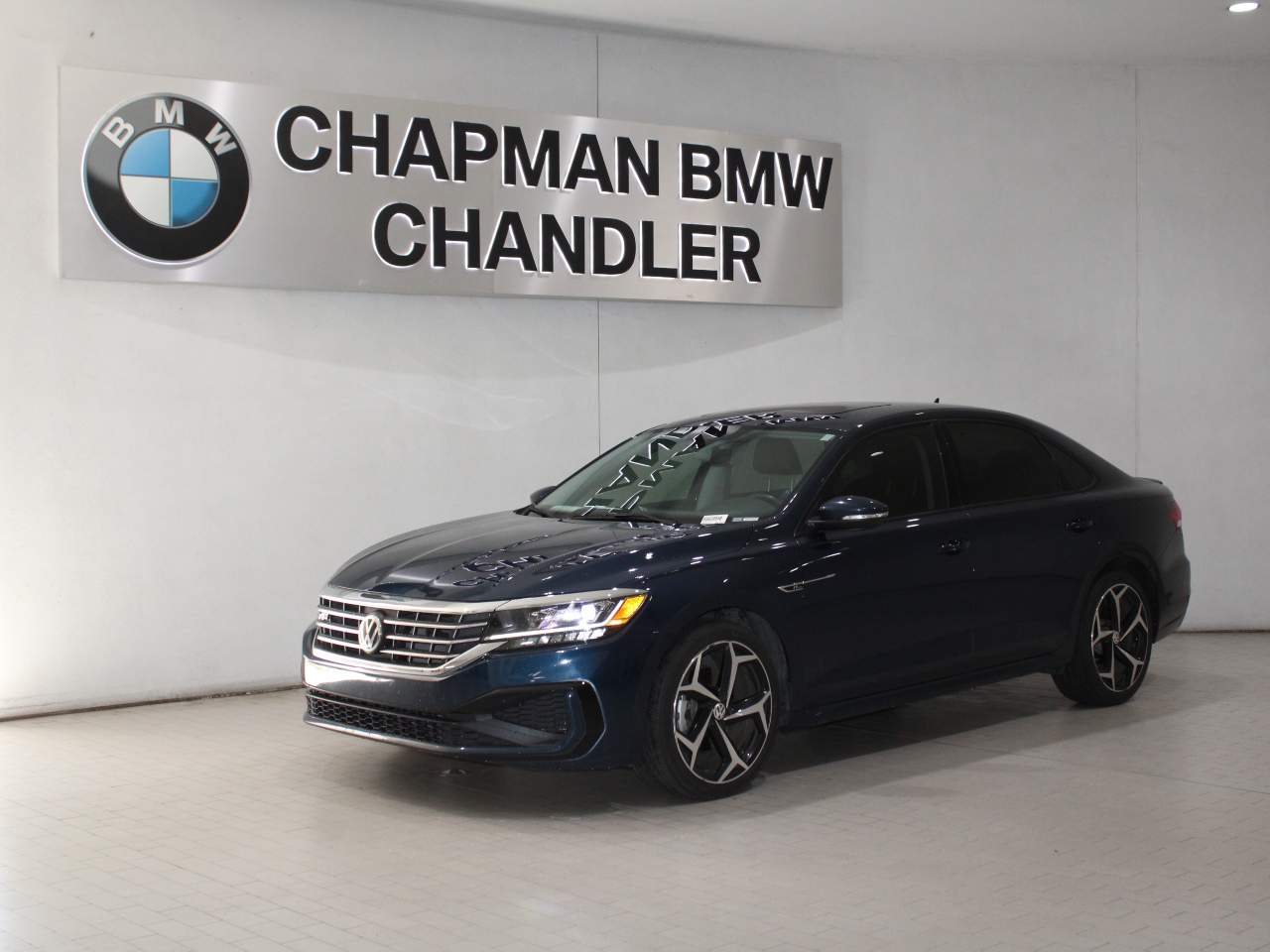 2020 Volkswagen Passat R-Line