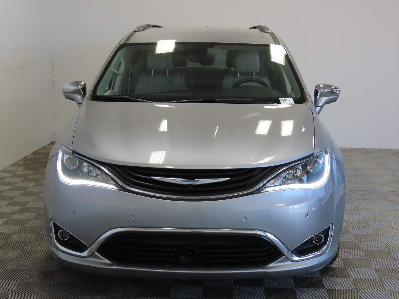 2018 Chrysler Pacifica Hybrid Limited