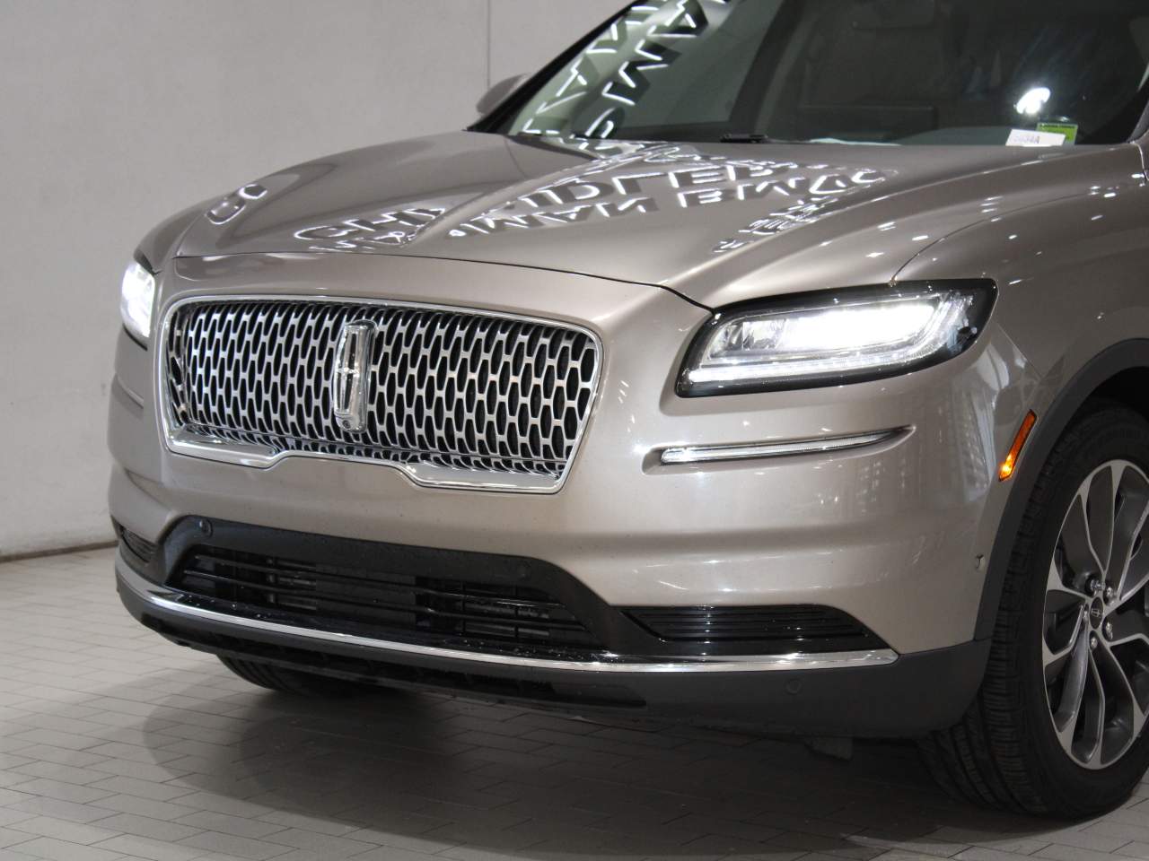 2021 Lincoln Nautilus Reserve