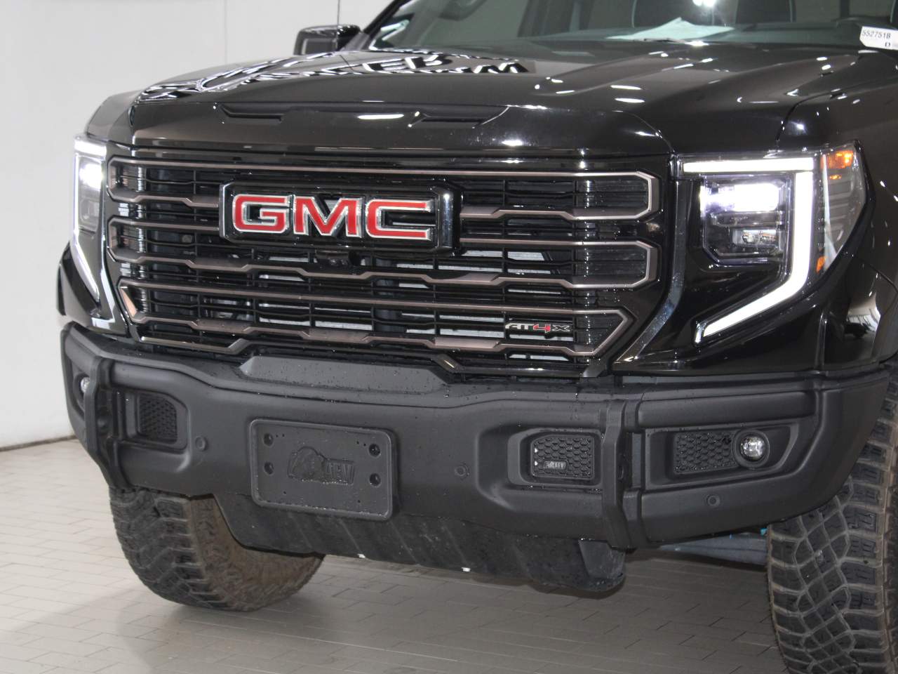 2024 GMC Sierra 1500 AT4X Crew Cab