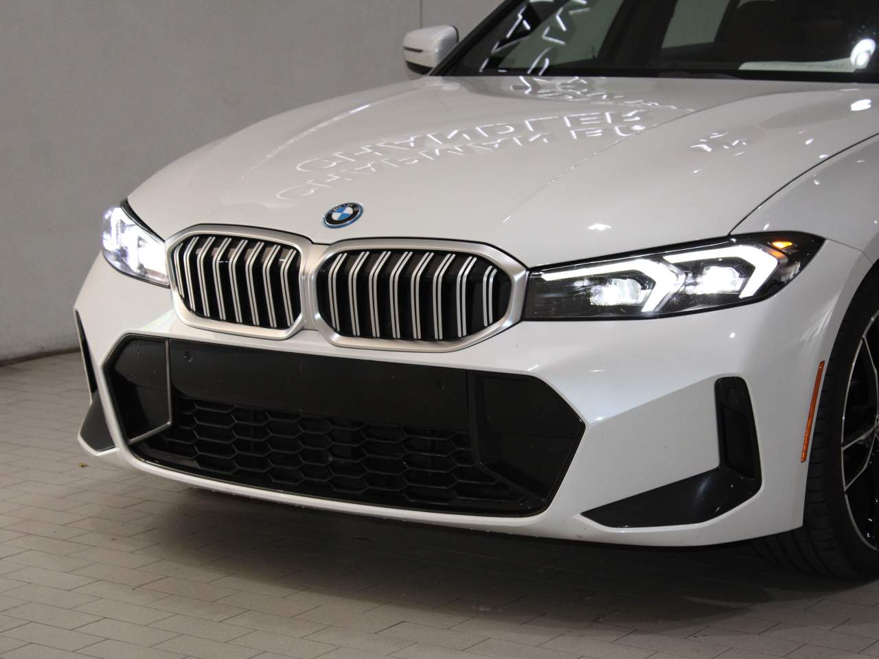 2023 BMW 3-Series 330e xDrive
