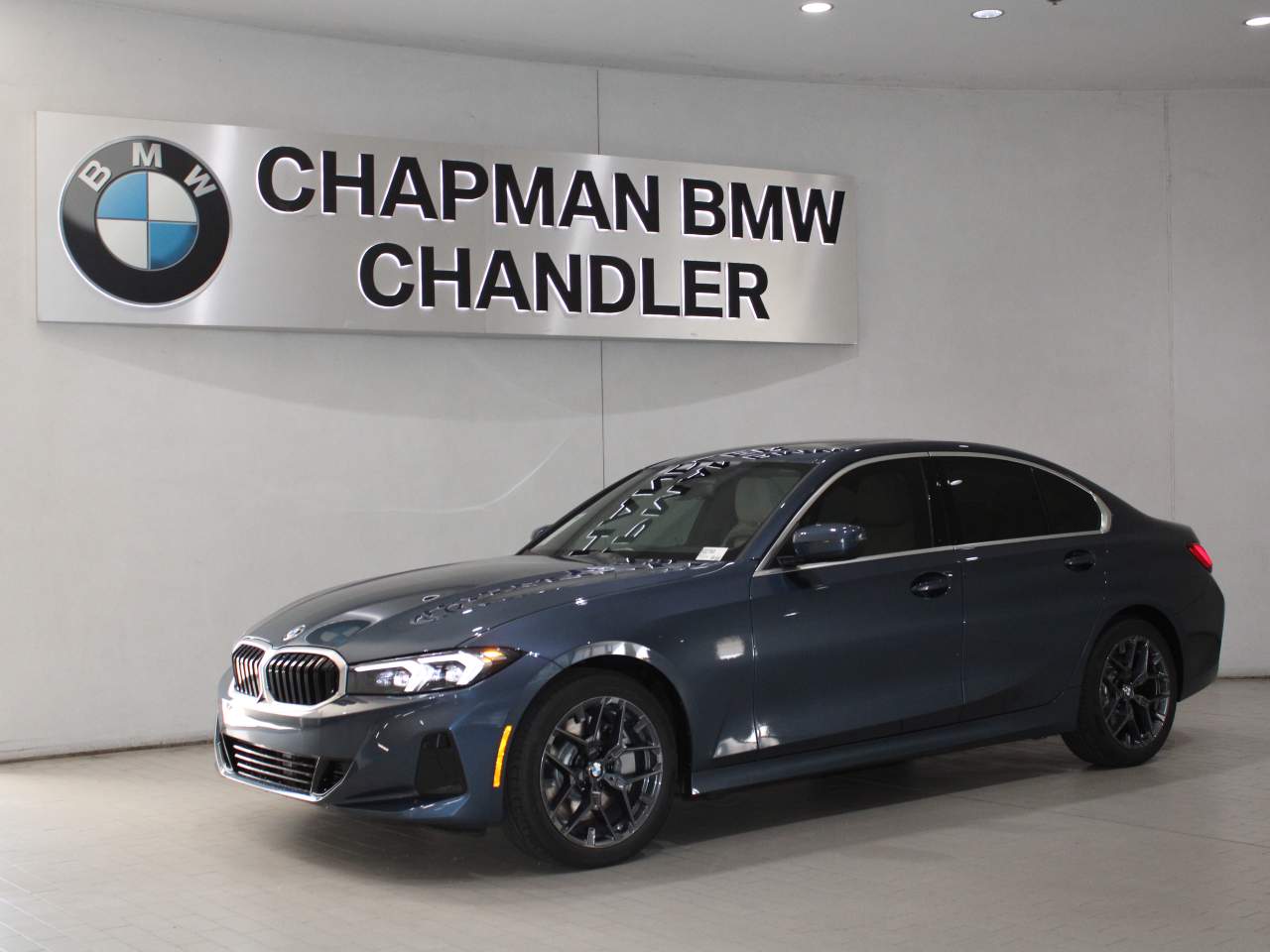 2025 BMW 3-Series 330i Sedan