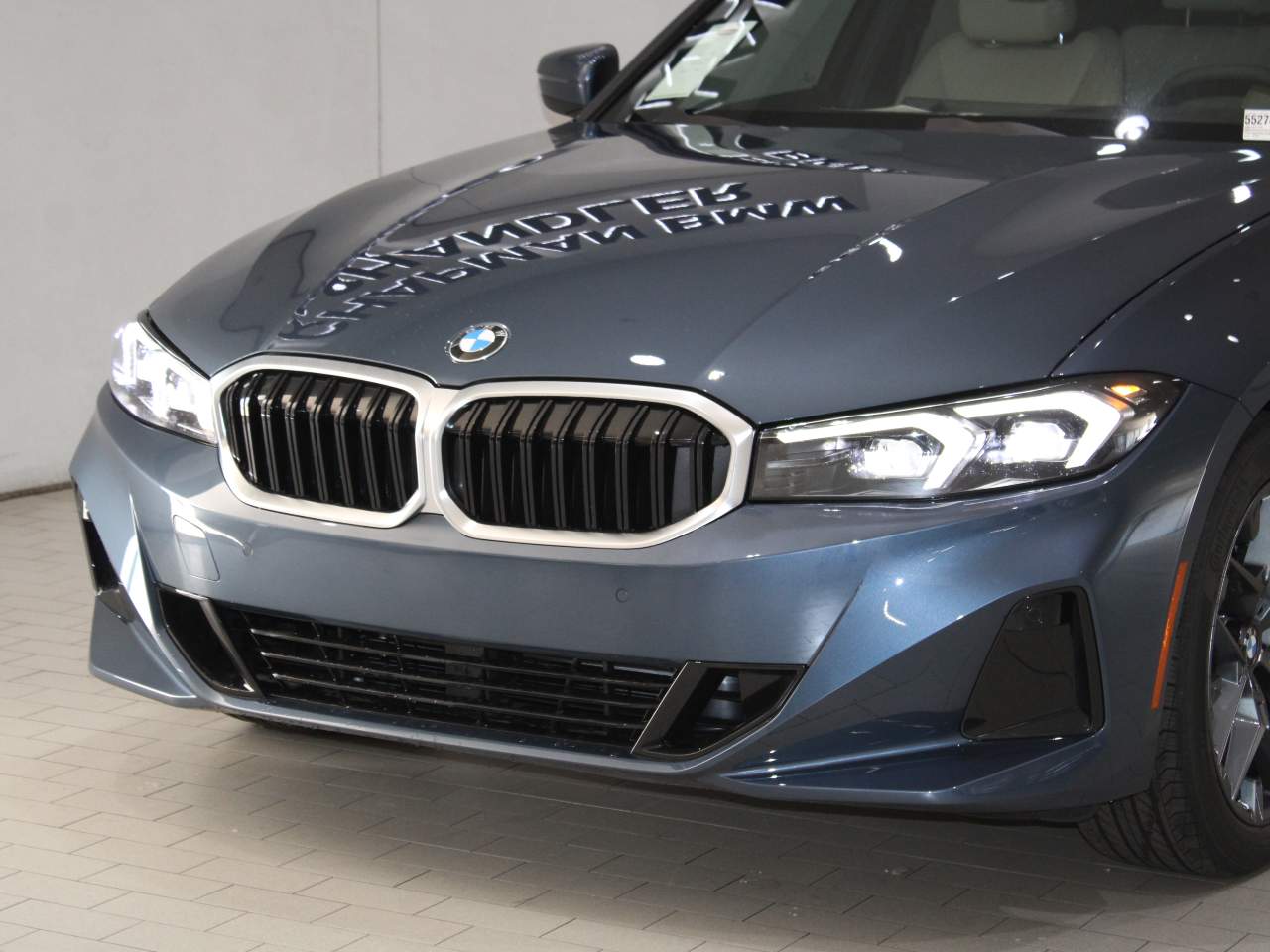2025 BMW 3-Series 330i Sedan