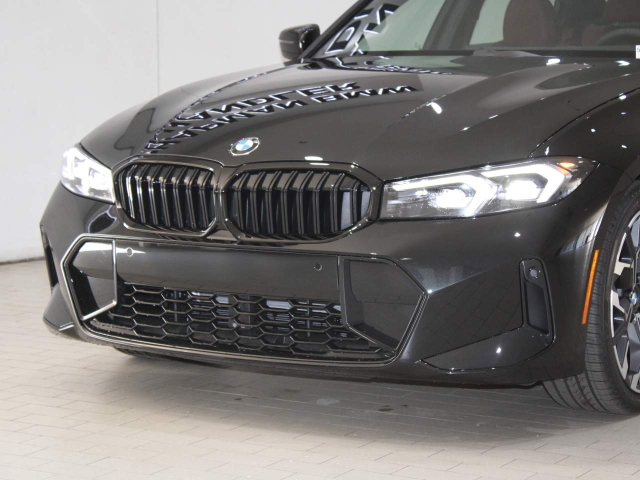 2025 BMW 3-Series 330i Sedan
