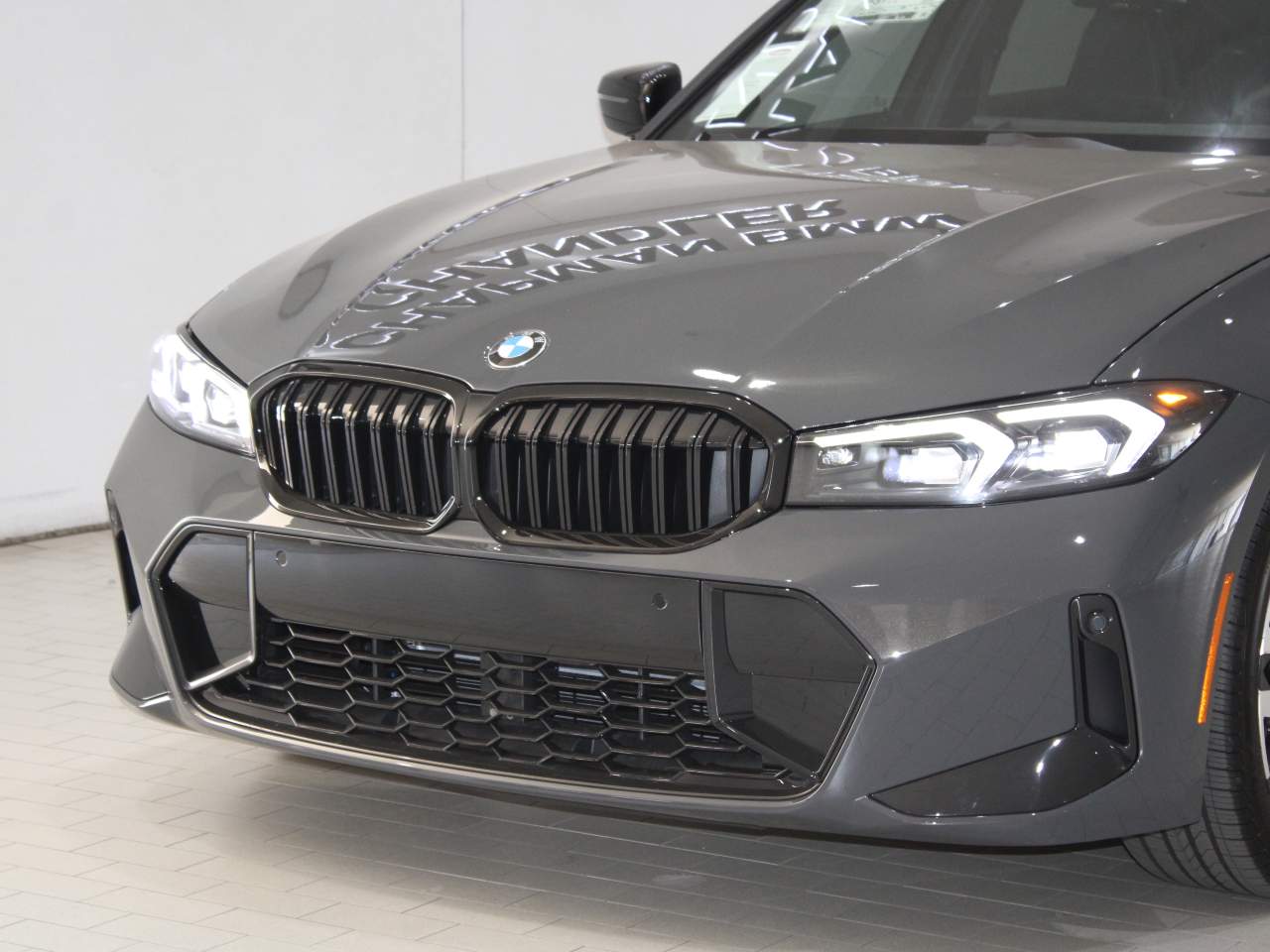 2025 BMW 3-Series 330i Sedan