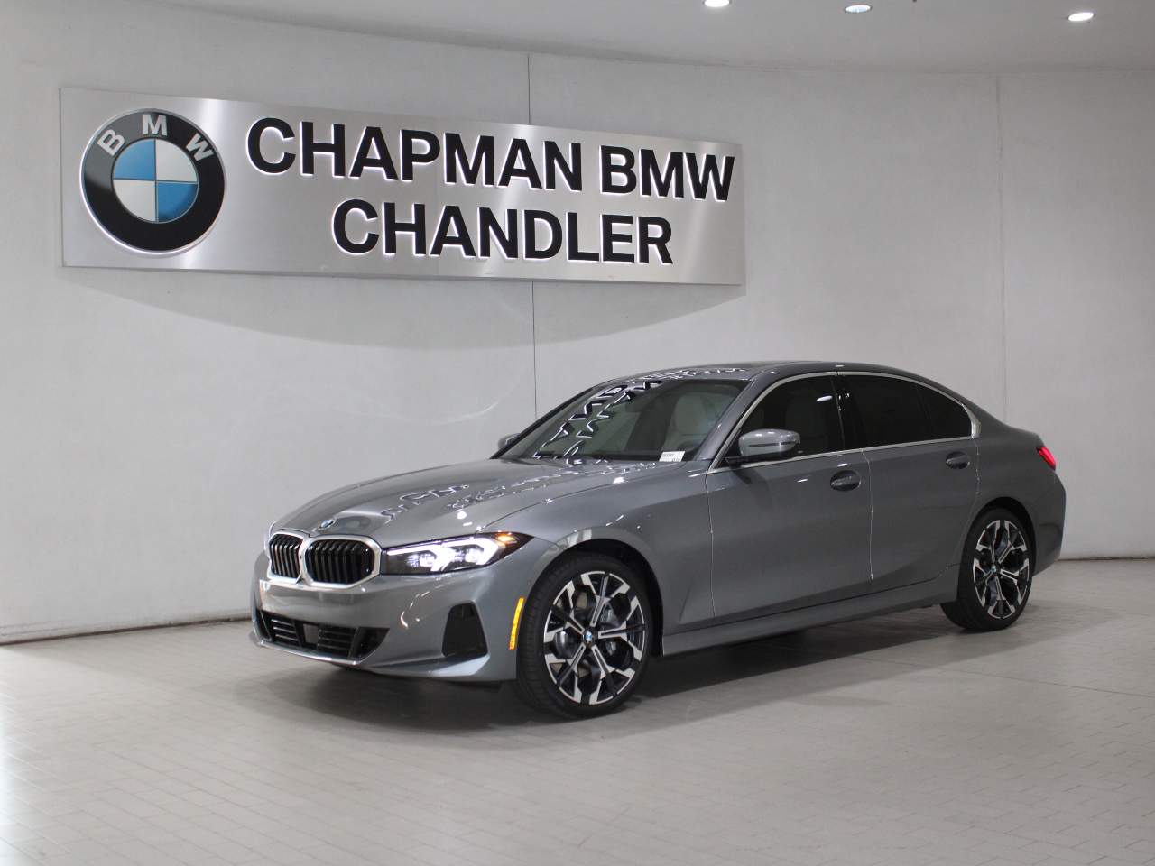 2026 BMW 3 Series 330i's photo