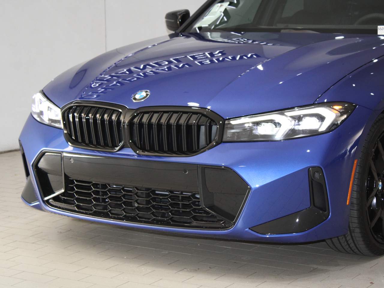 2025 BMW 3-Series 330i Sedan