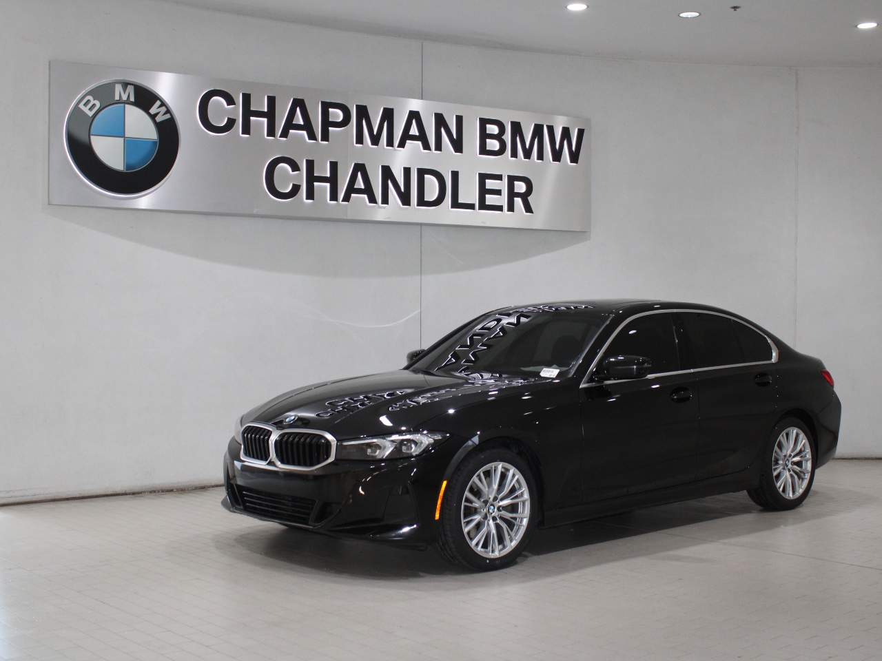 2024 BMW 3 Series 330i Sedan's photo