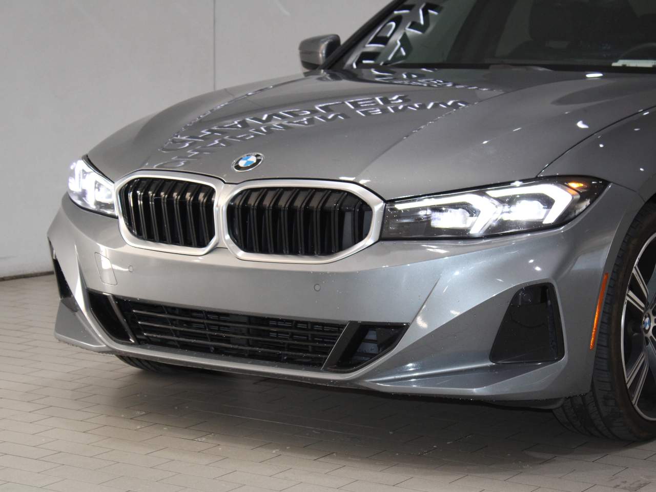 2023 BMW 3-Series 330i