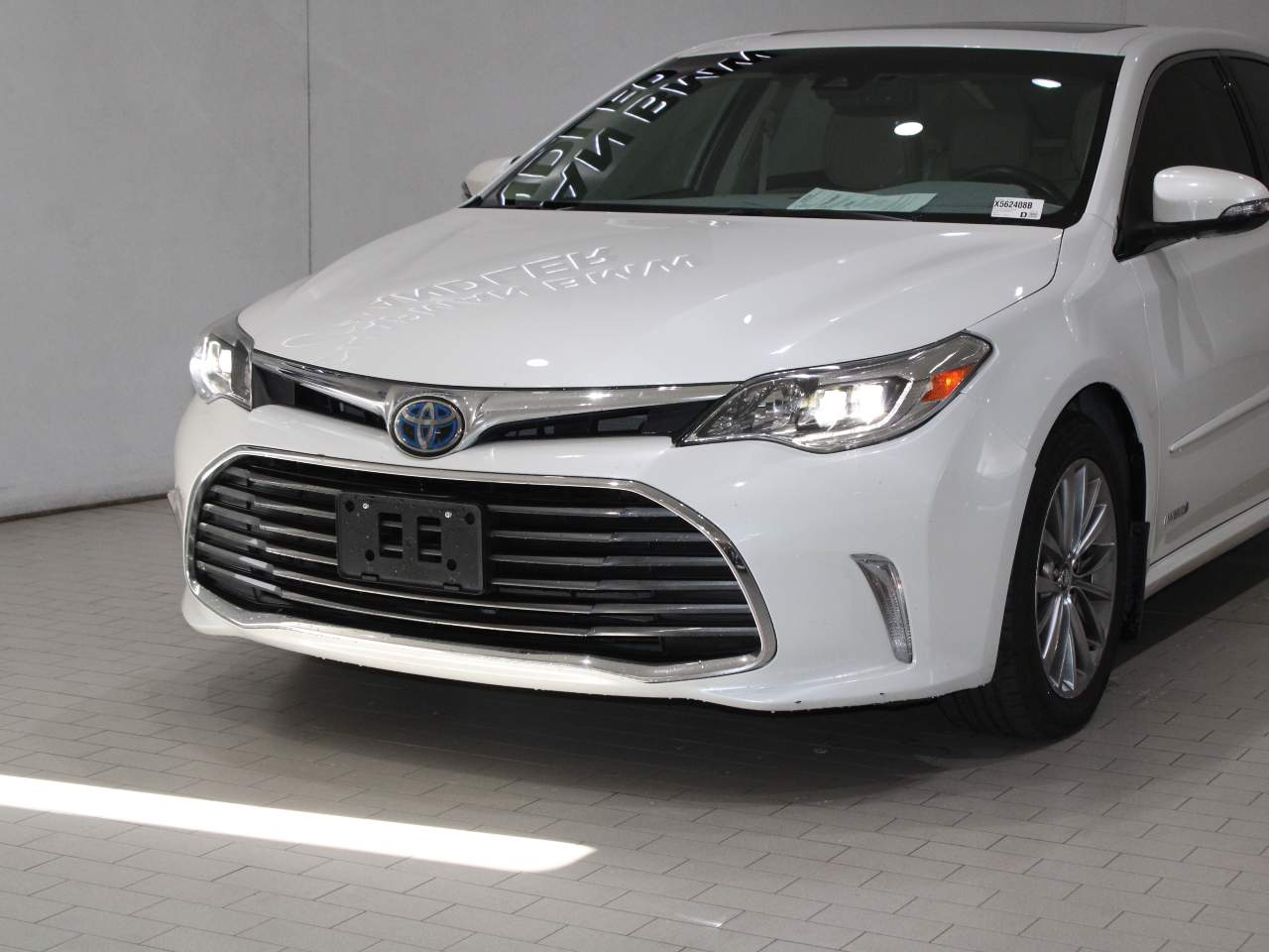 2016 Toyota Avalon Hybrid Limited