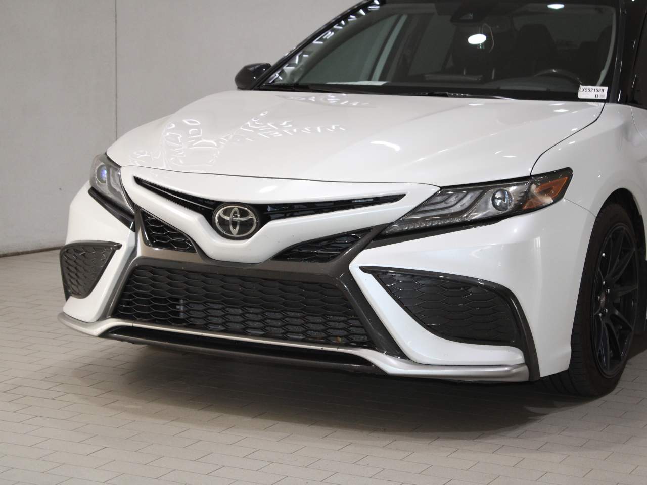 2023 Toyota Camry XSE V6 photo 3
