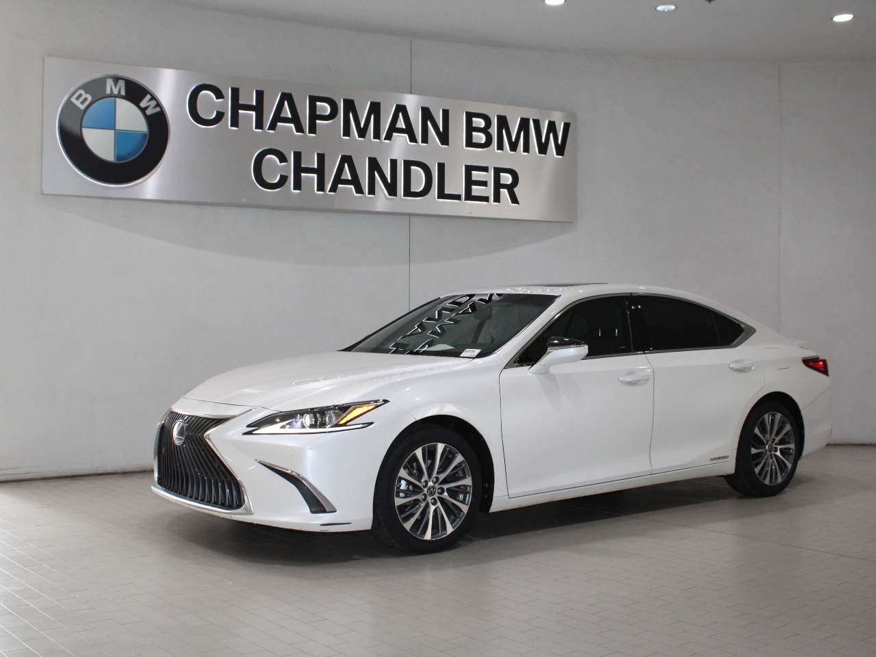 2019 Lexus ES 300h