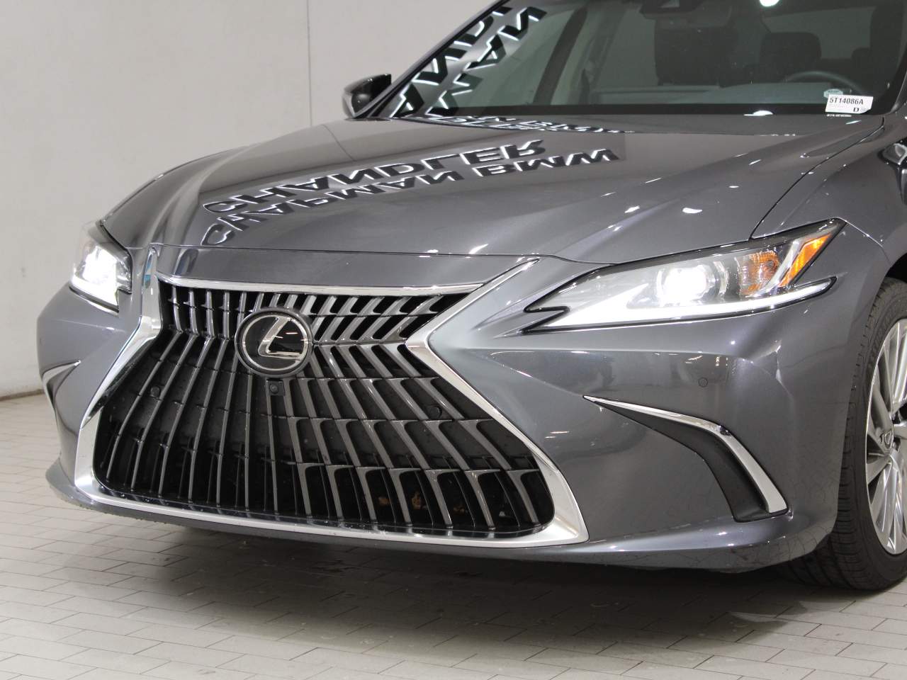 2022 Lexus ES 350 Luxury