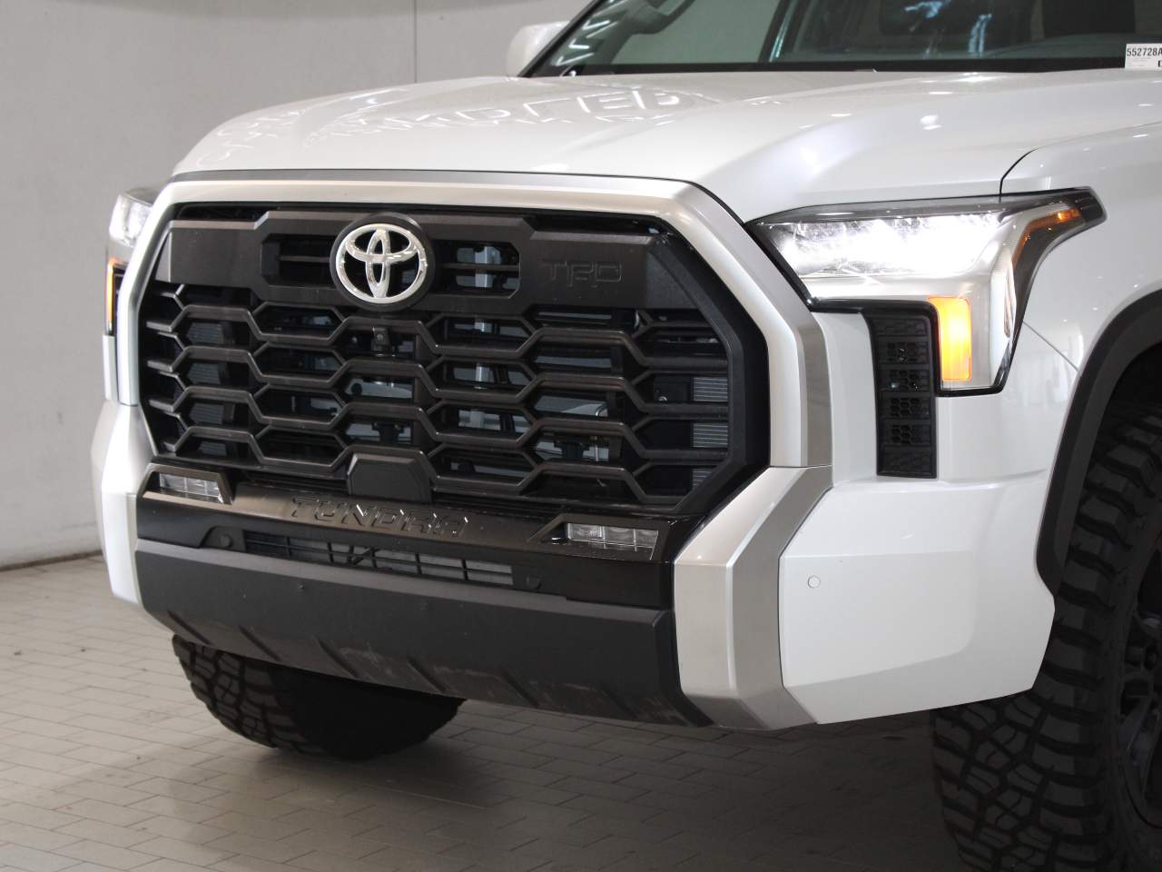 2023 Toyota Tundra Limited Crew Cab