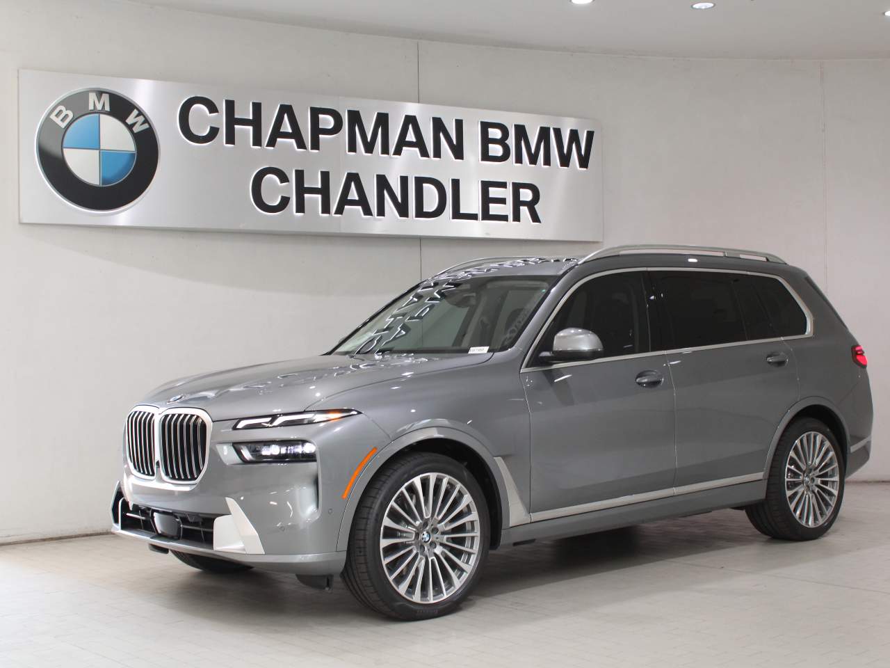 2025 BMW X7 xDrive40i