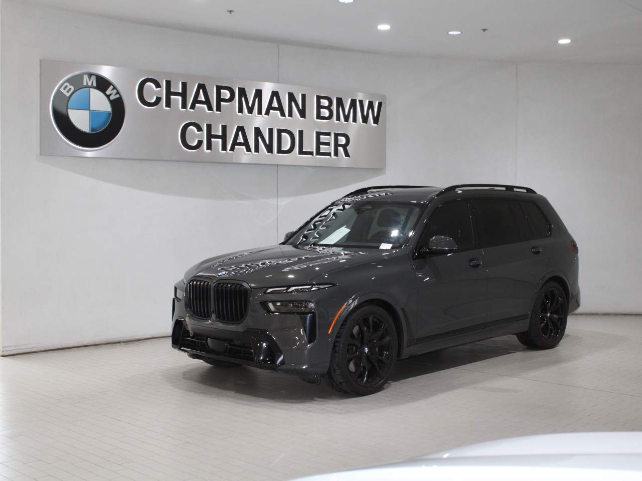2023 BMW X7 40i's photo