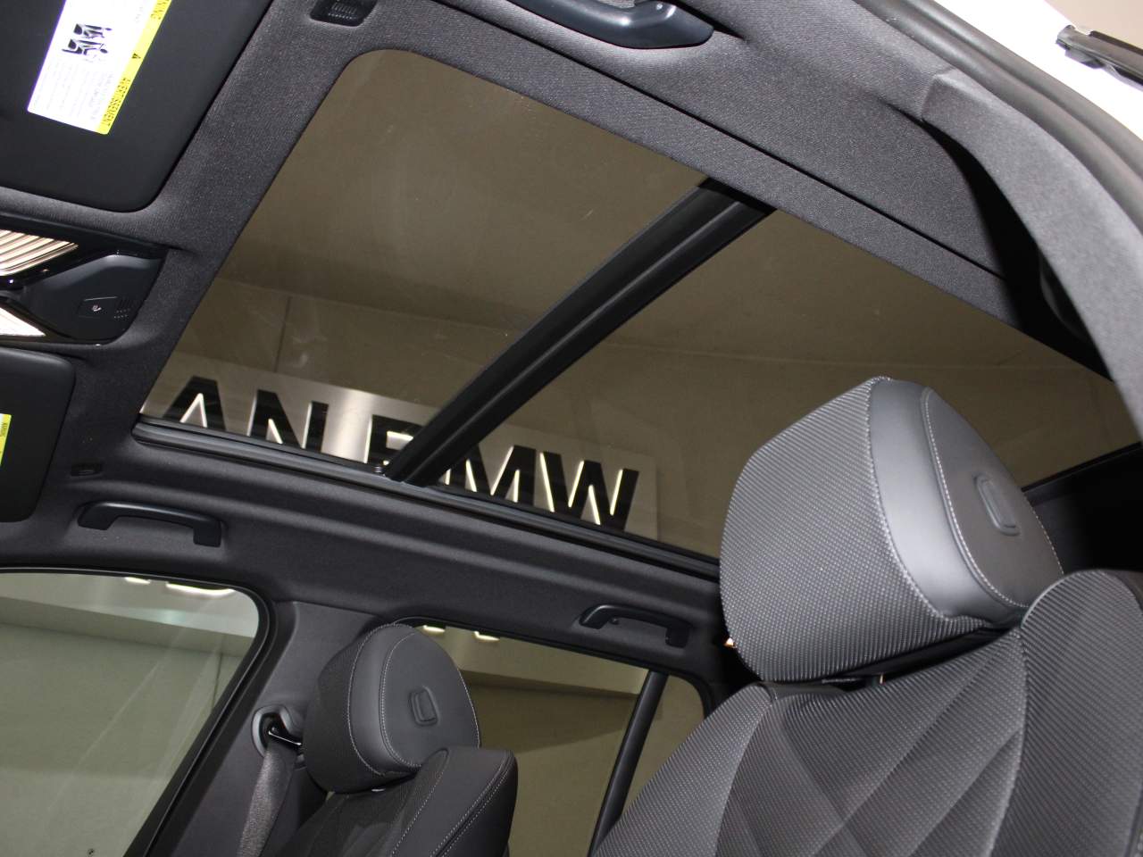 2026 BMW X5 40i - Photo 16