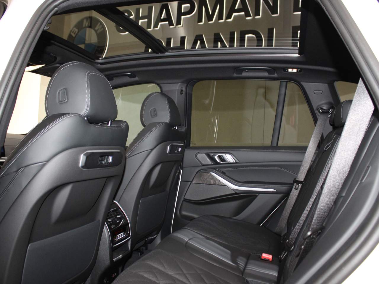 2026 BMW X5 40i - Photo 17