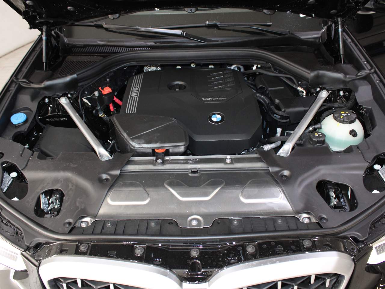 2025 BMW X4 xDrive30i