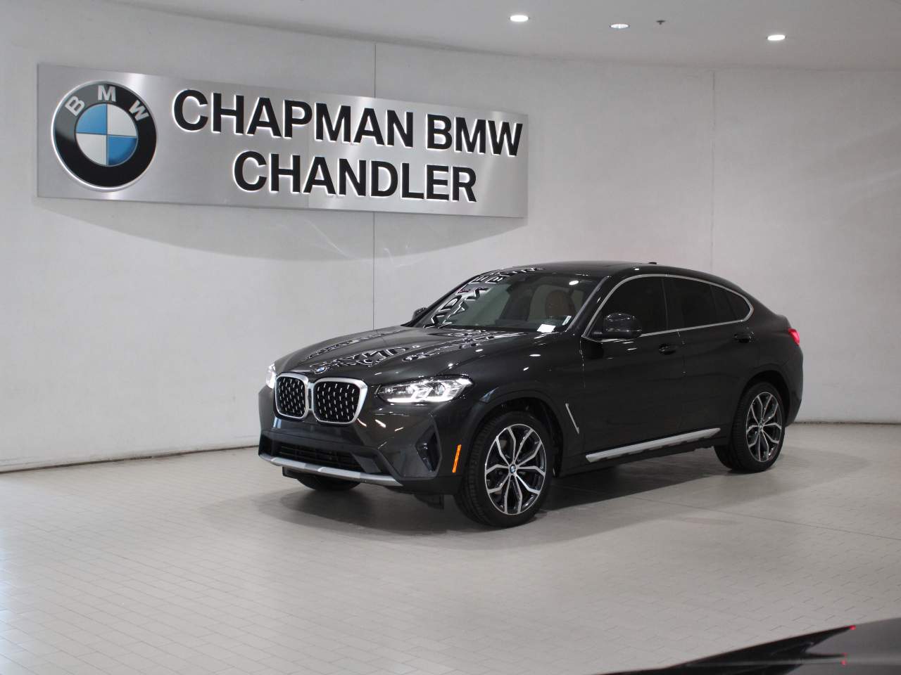 2025 BMW X4 xDrive30i