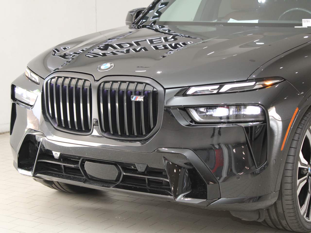 2024 BMW X7 M60i