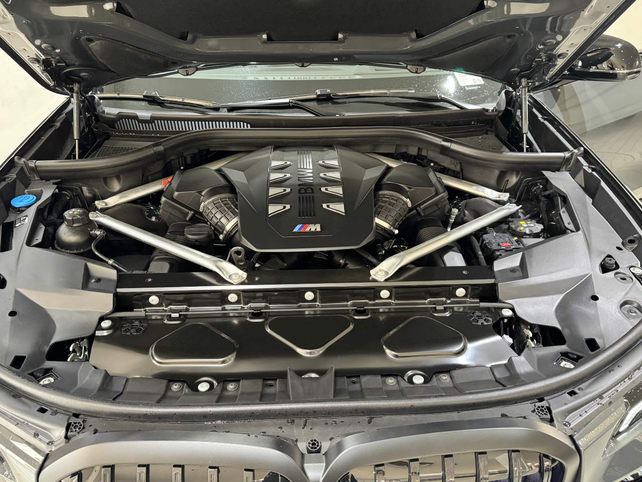 2027 BMW X7 M60i