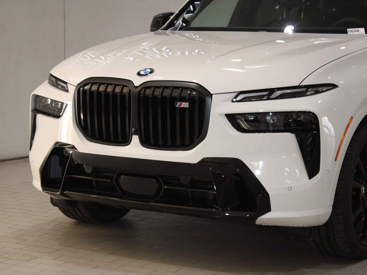 2026 BMW X7 M60i